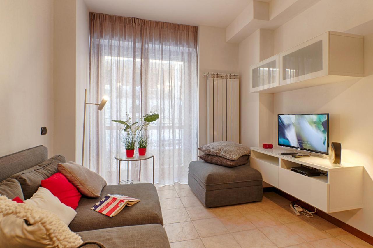 Modern Lakefront 2-Bedroom Apartment Acquaseria 外观 照片