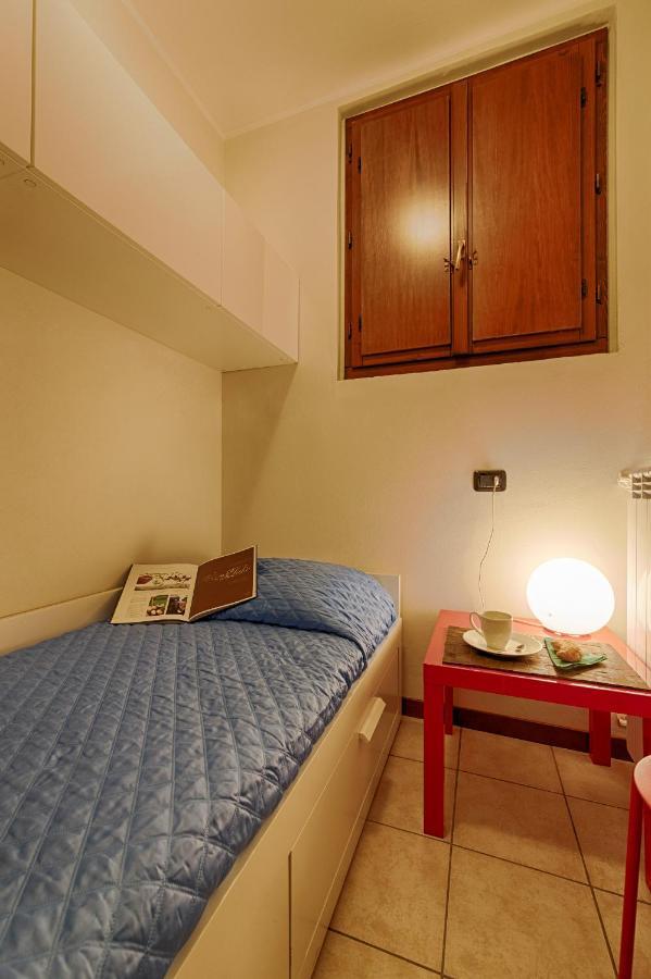 Modern Lakefront 2-Bedroom Apartment Acquaseria 外观 照片